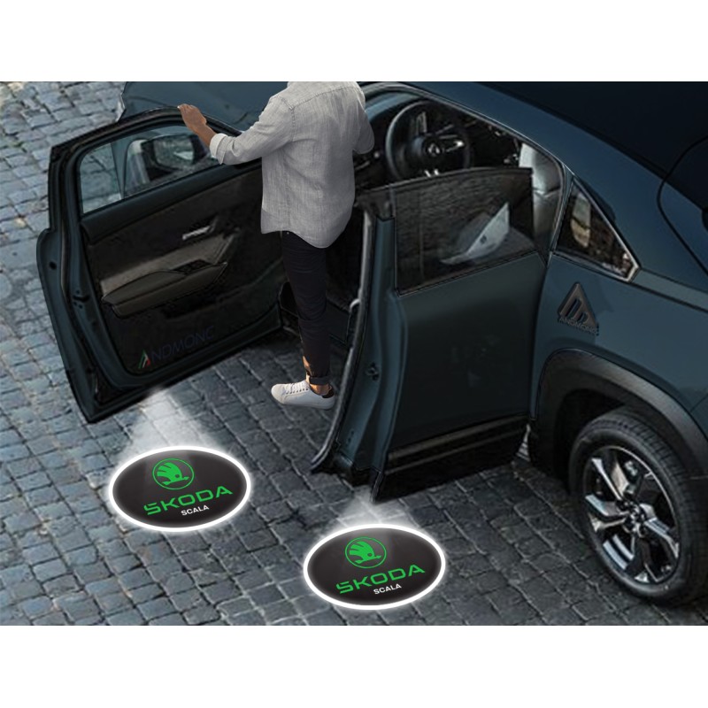 Luci sottoporta Skoda Scala kit Carbonio